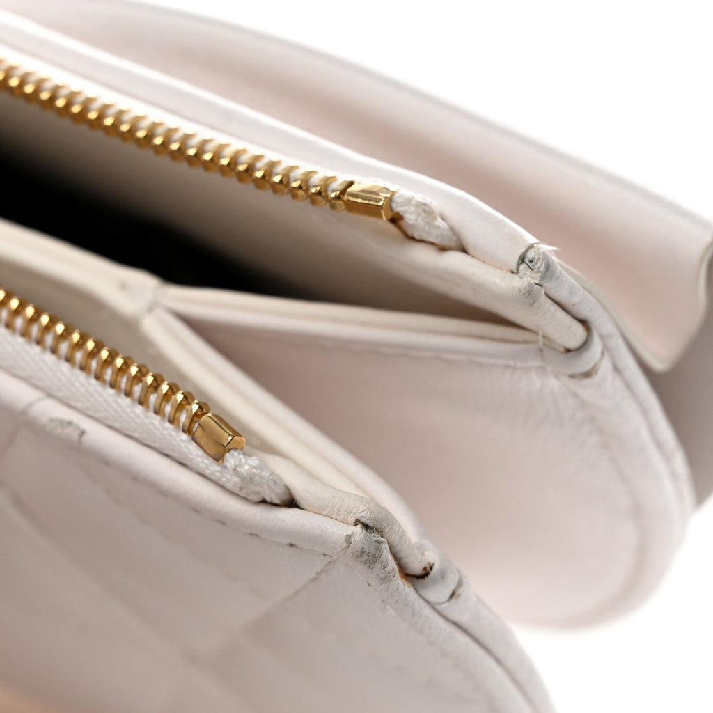 Lambskin Quilted Wave Clutch White