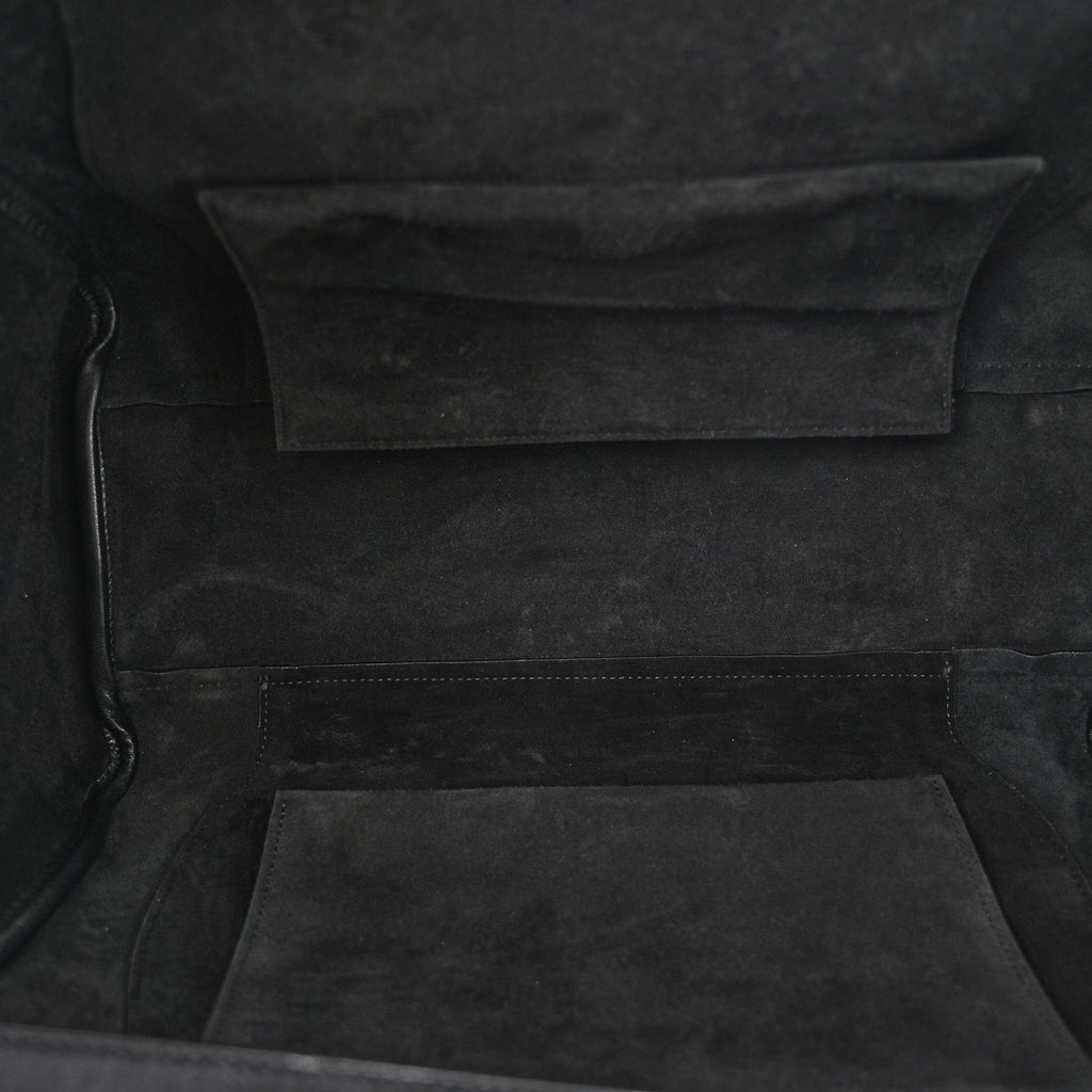 Supple Shiny Lambskin Medium Smiling New Luggage Black