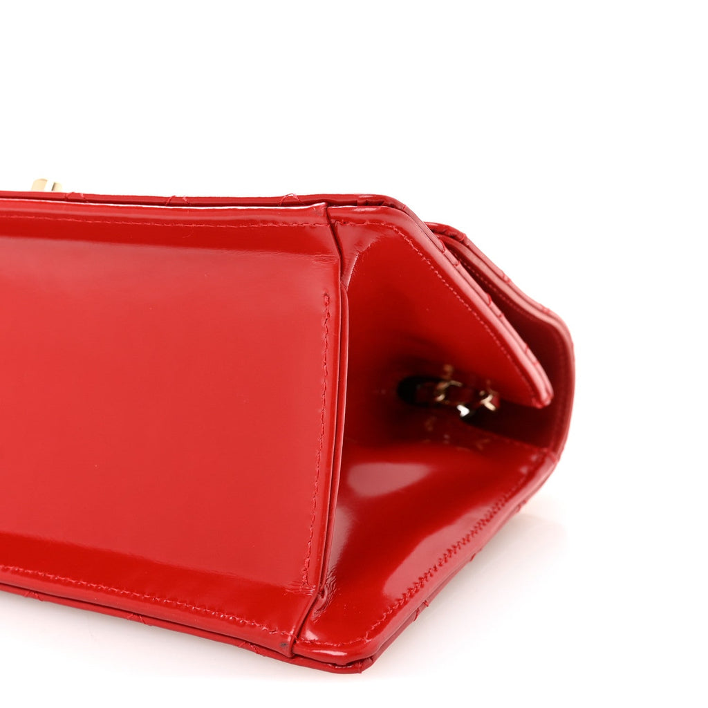 Glazed Calfskin Quilted East West Flap Red