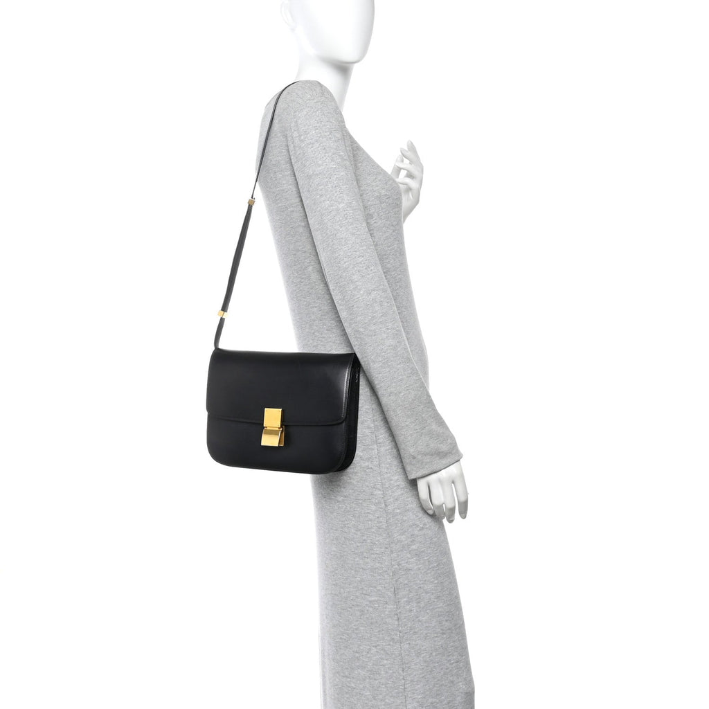 Box Calfskin Medium Classic Box Flap Bag Black