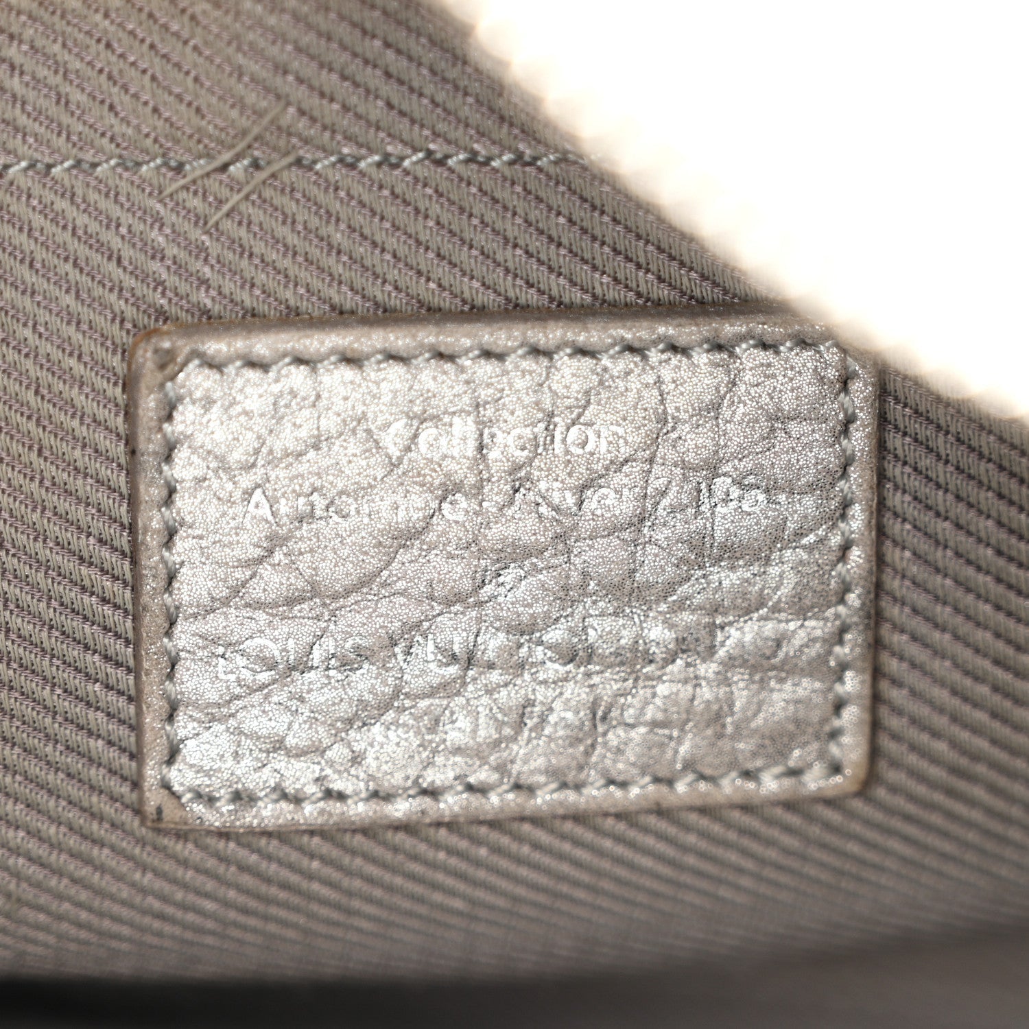Monogram Shimmer Comete Silver