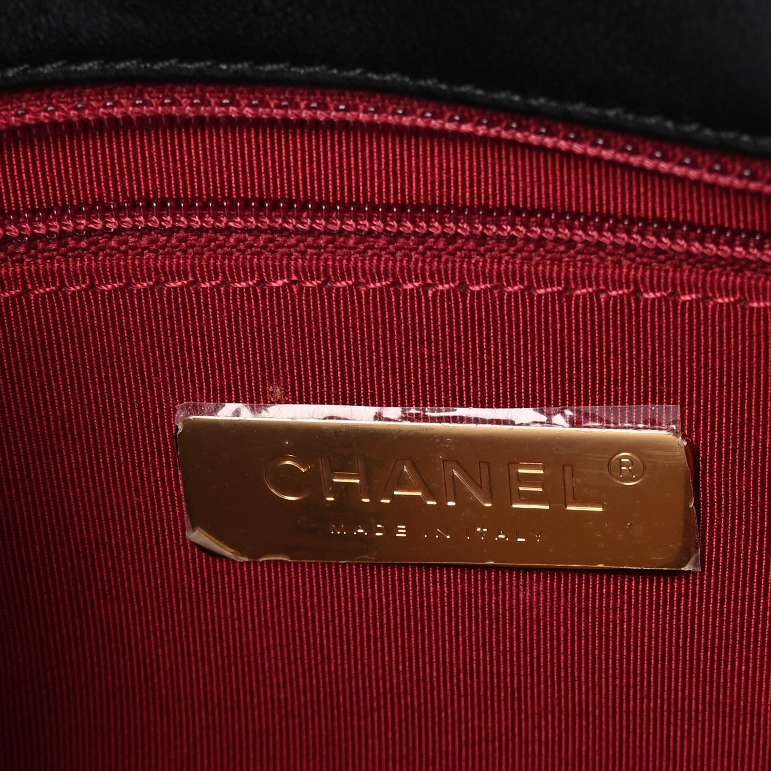 Lambskin Quilted Maxi Chanel 19 Flap Black
