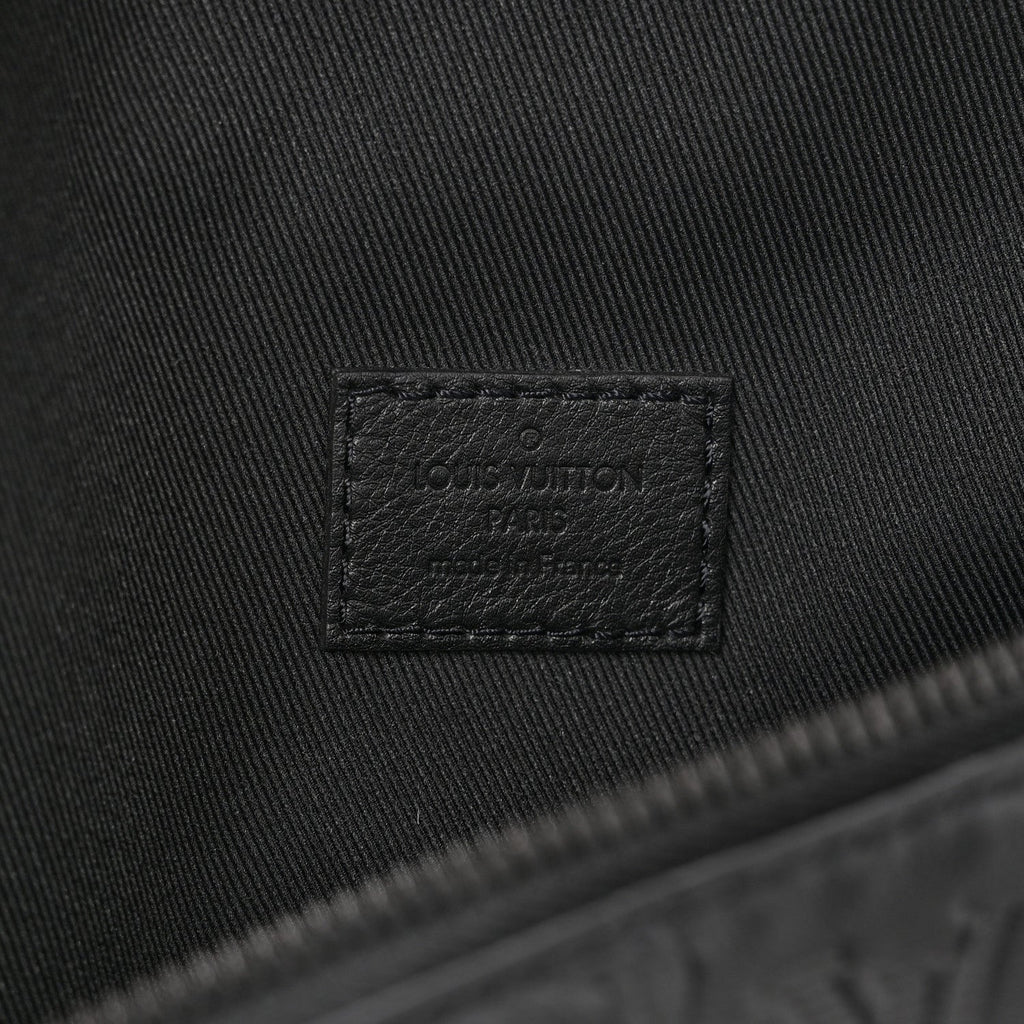 Calfskin Monogram Shadow Discovery Bumbag Black