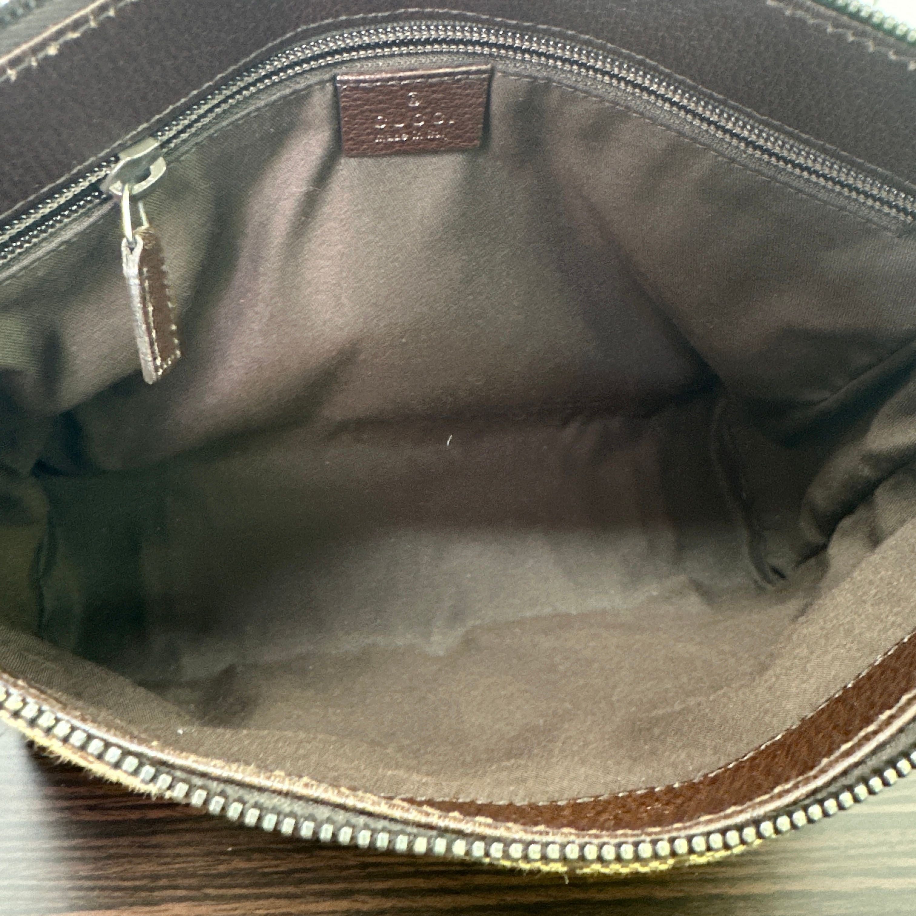 Gucci GG Canvas Messenger Bag Beige Shoulder Vintage Auth LB120847