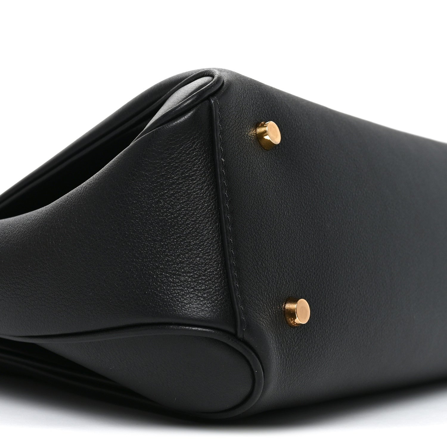 Natural Grain Calfskin Tara Medium Shoulder Bag Black