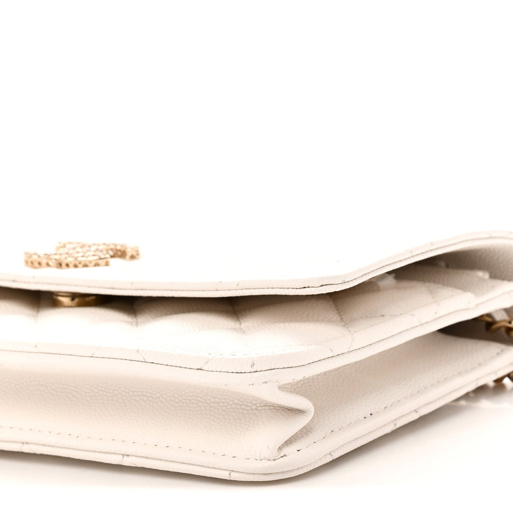 Caviar Quilted Crystal CC Wallet On Chain WOC White