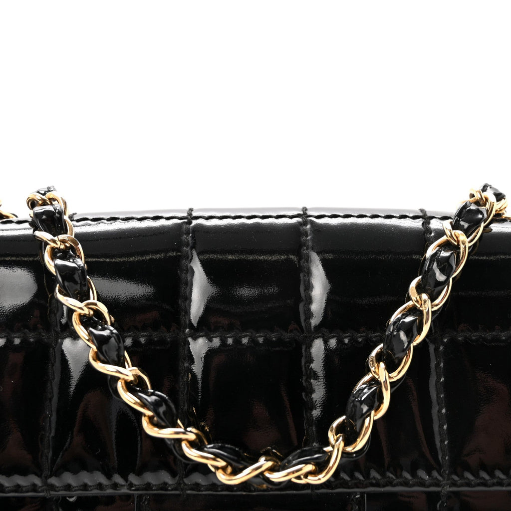 Patent Medium Chocolate Bar Flap Black