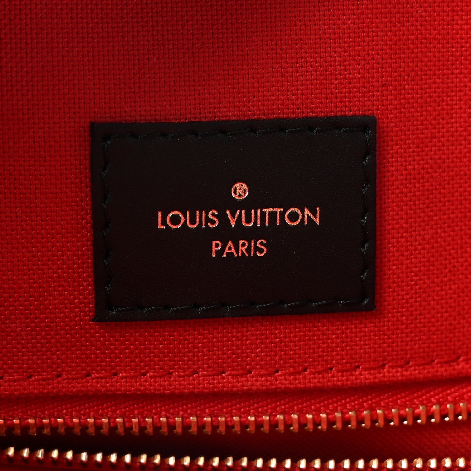 Reverse Monogram Giant Onthego MM