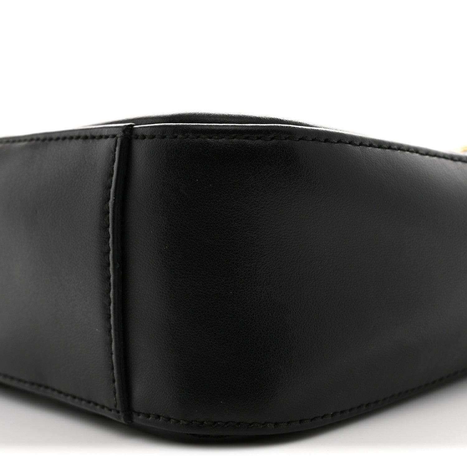 Calfskin Matelasse Animal Studs Medium GG Marmont Shoulder Bag Black