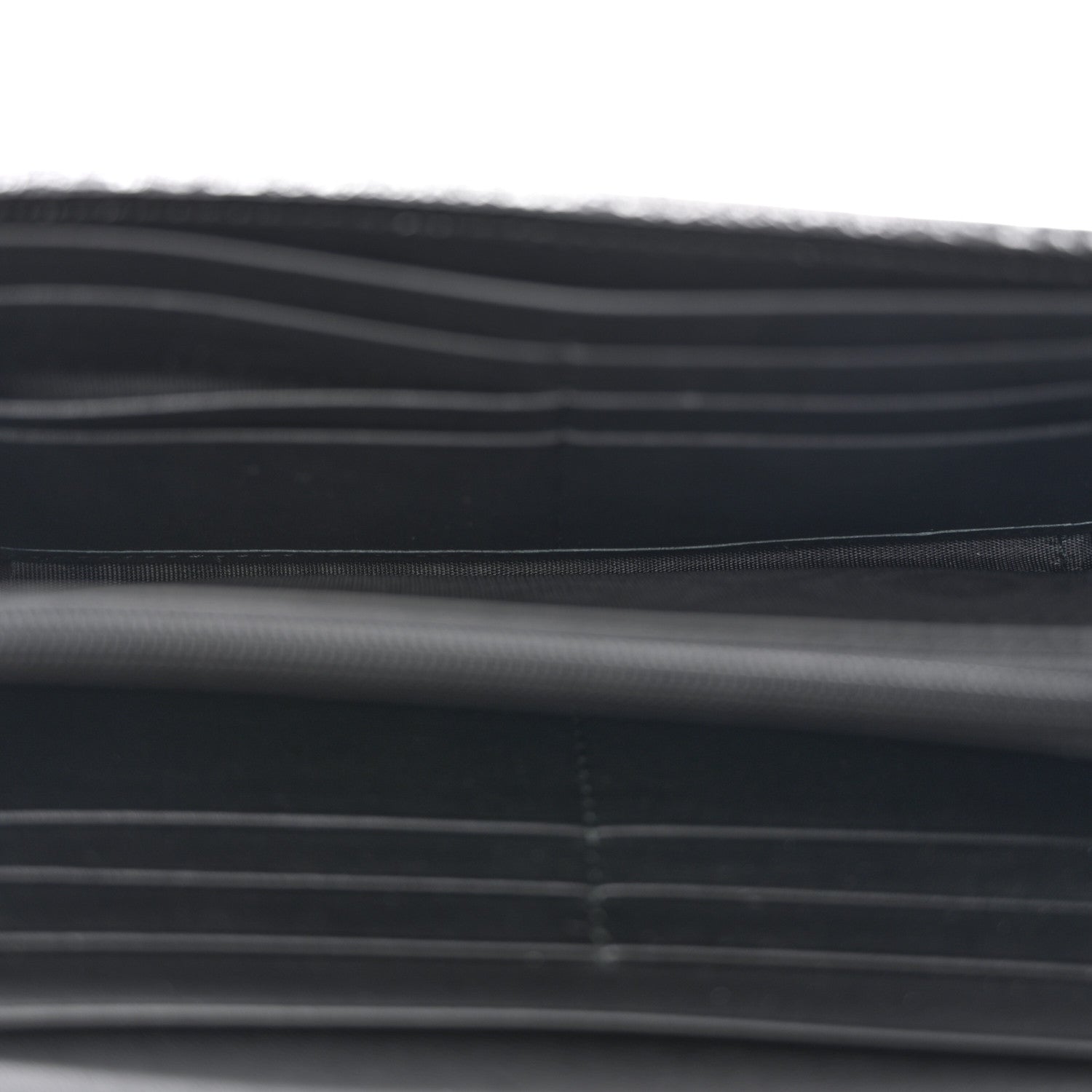 Suede Patent Web Ophidia Wallet On Chain Black