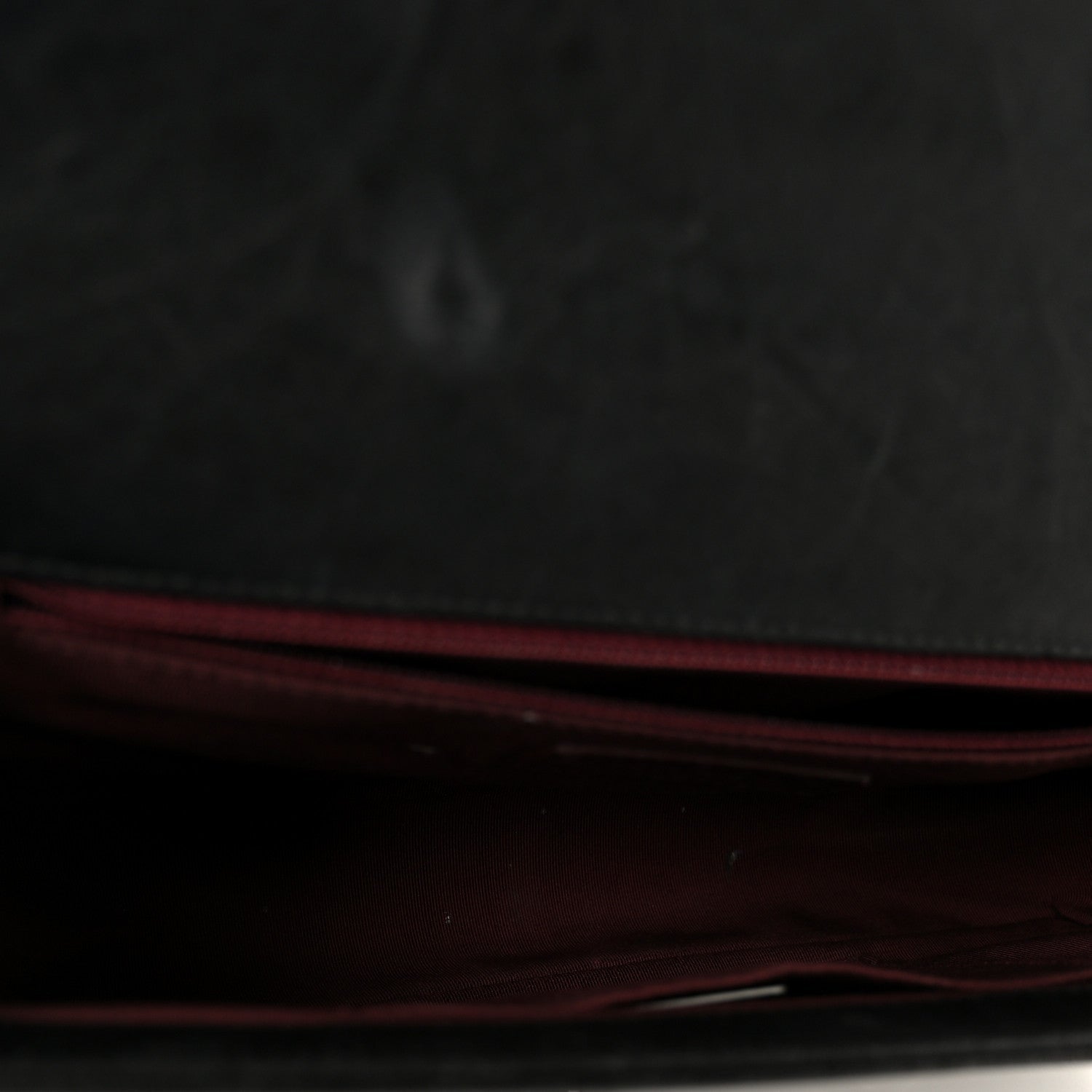 Crumpled Lambskin New Medium Studded Boy Flap Black