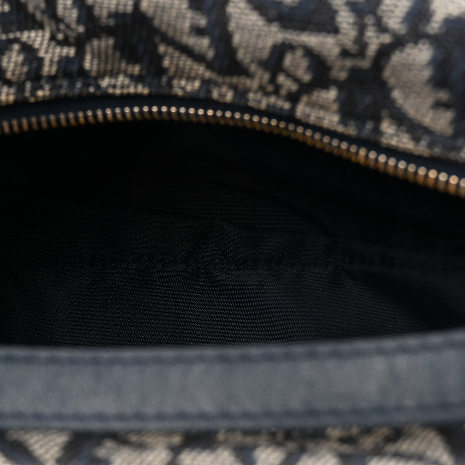 Monogram Pochette Blue