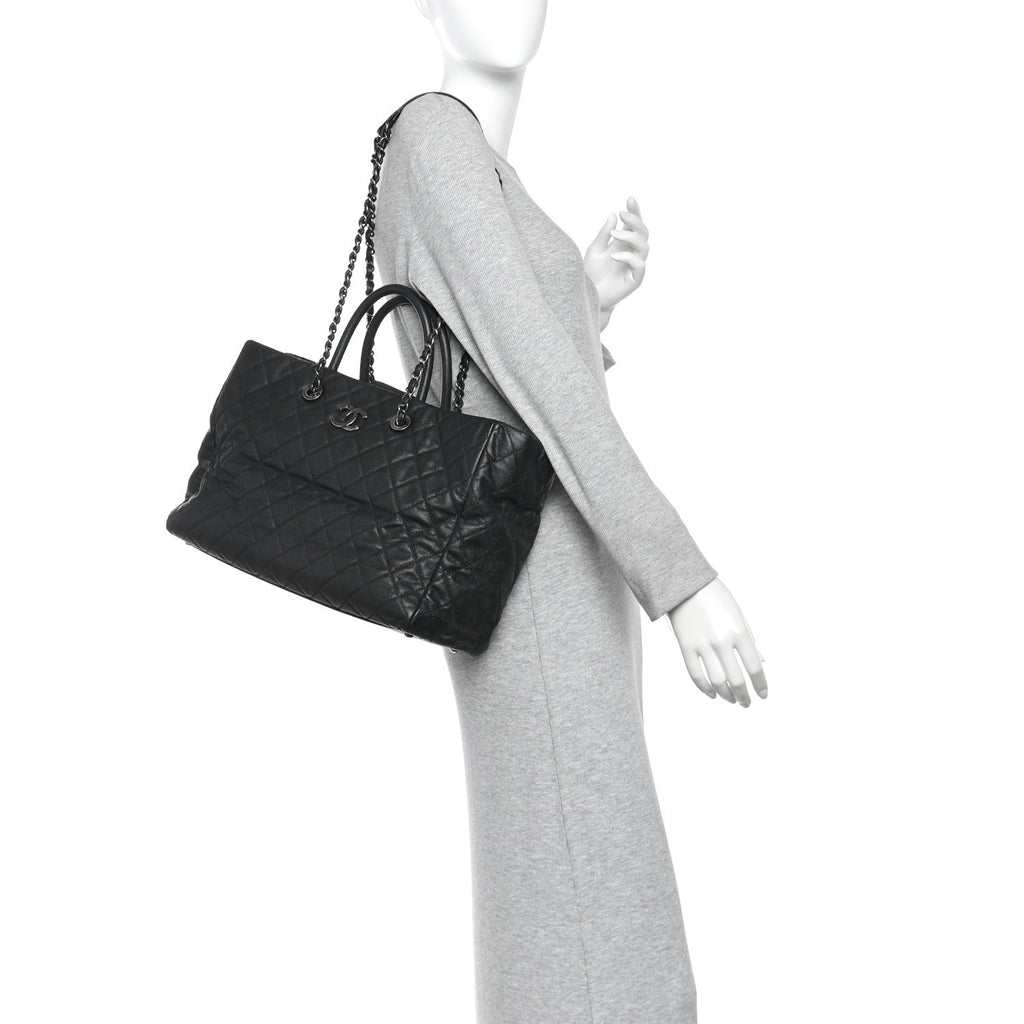 Caviar Quilted Large Coco Handle Shopping Tote Black