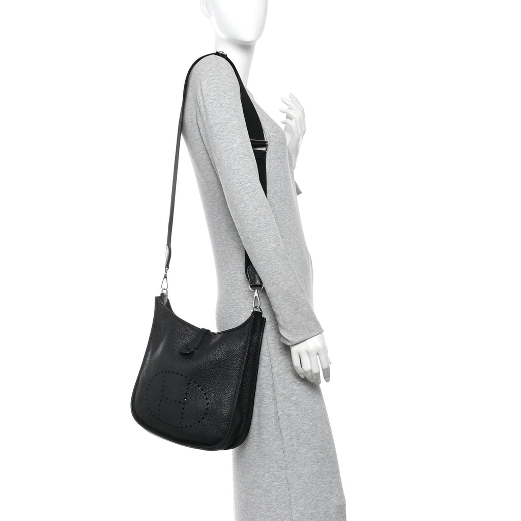 Taurillon Clemence Evelyne III PM Black