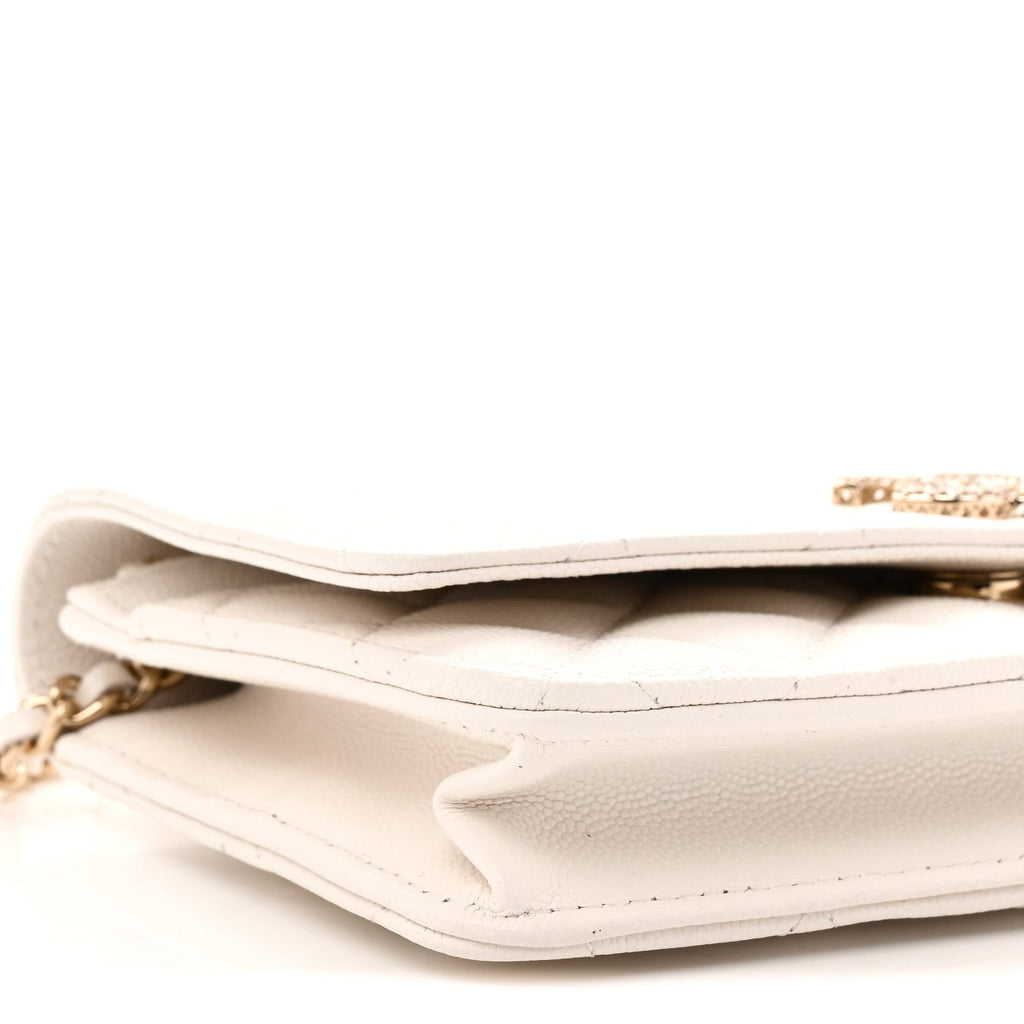 Caviar Quilted Crystal CC Wallet On Chain WOC White