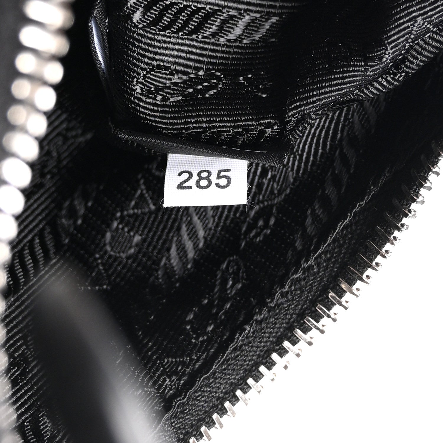 Re-Nylon Saffiano Re-Edition 2005 Shoulder Bag Black
