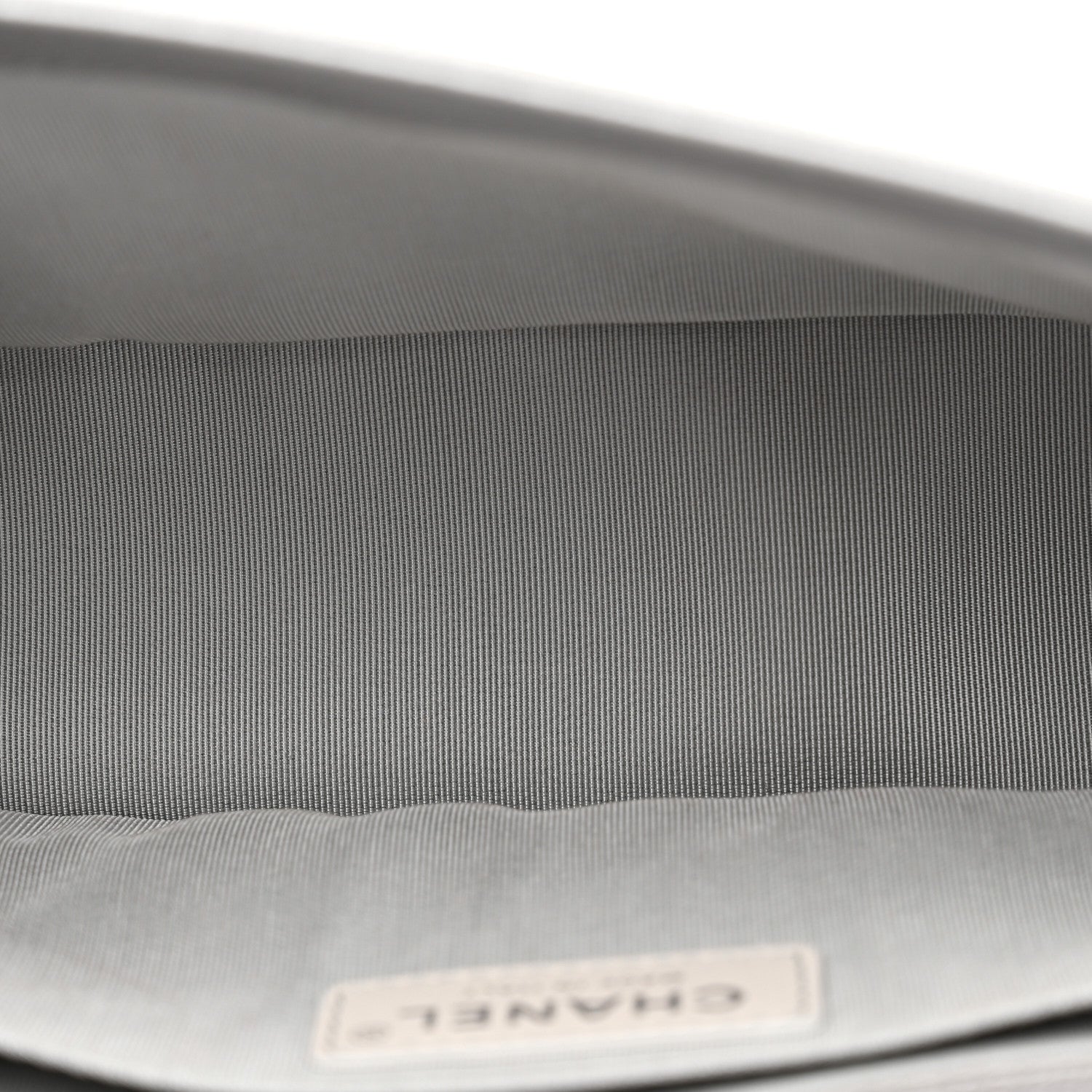 Metallic Caviar Chevron Quilted Medium Boy Flap Silver