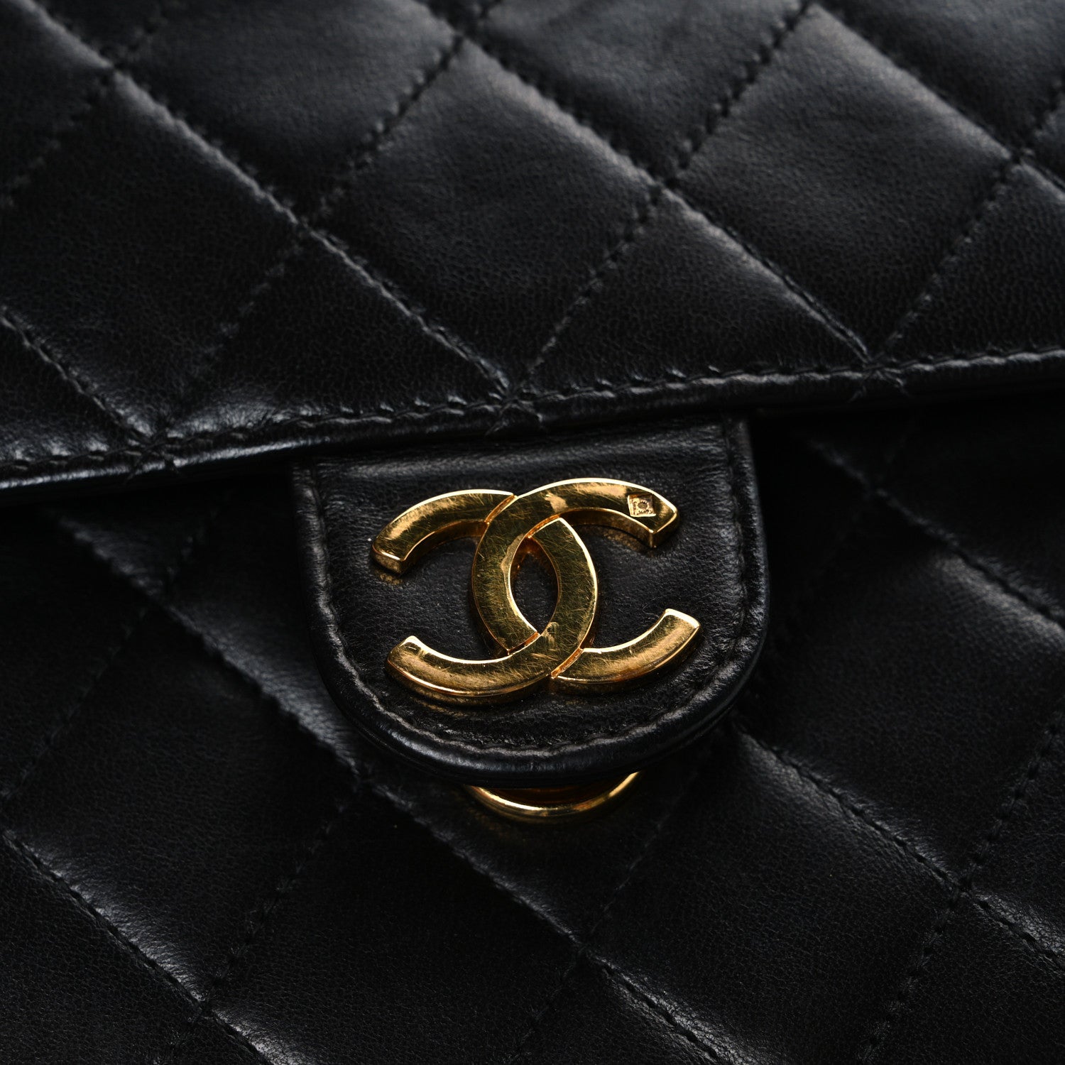 Lambskin Quilted Medium Single Flap Black