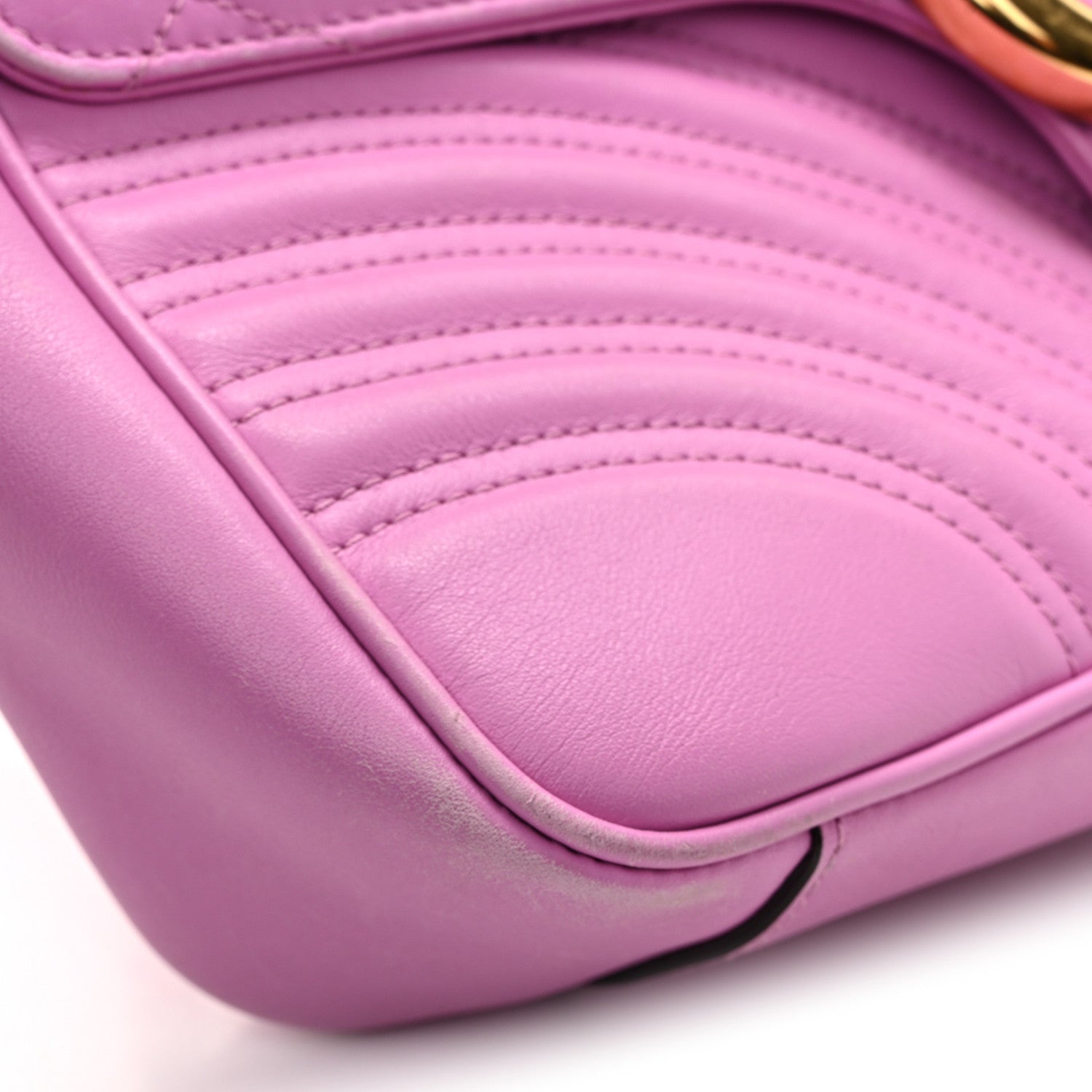 Calfskin Matelasse Medium GG Marmont Shoulder Bag Candy Mousse