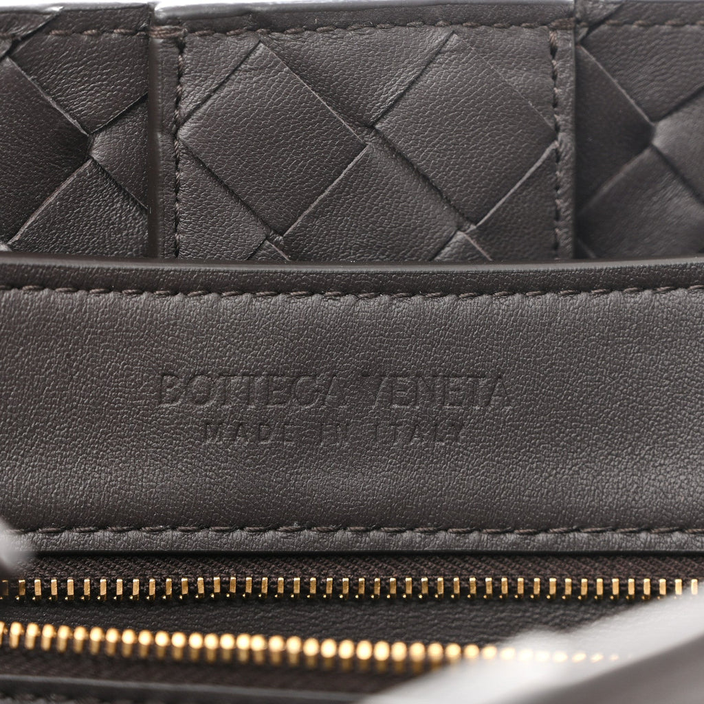 Nappa Intrecciato Medium Andiamo Shoulder Bag Fondant