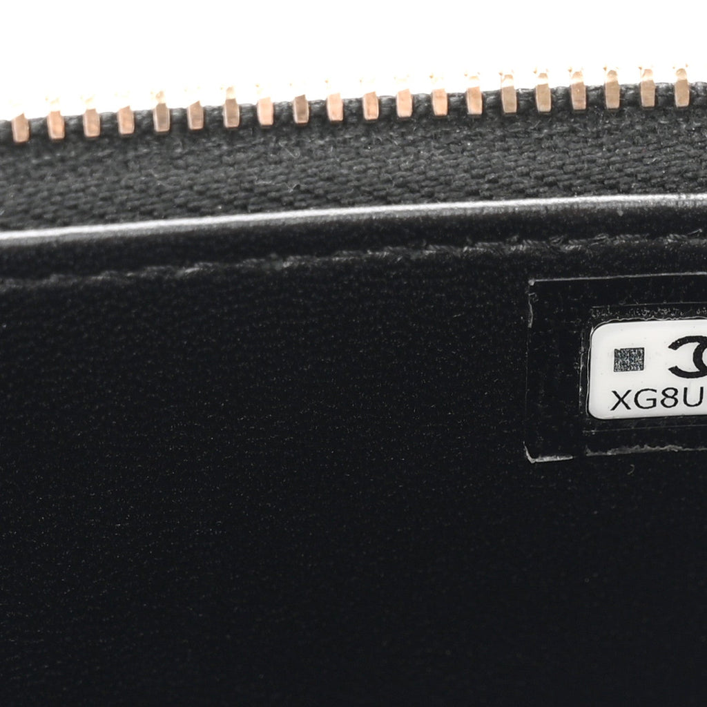 Pearly Caviar Quilted Fit For You Small Vanity Case With Chain Black