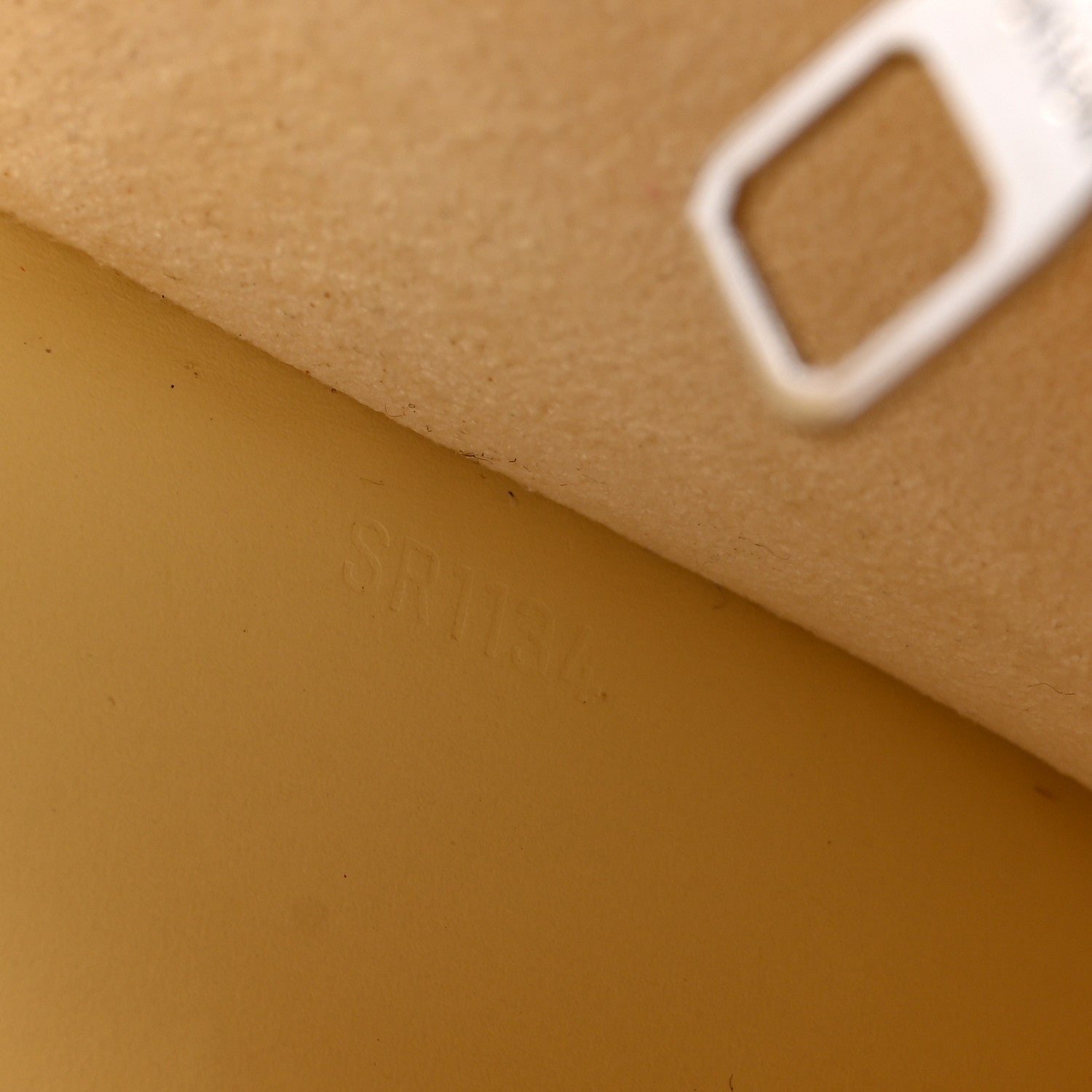 Epi Louise Strap PM Jaune Pale