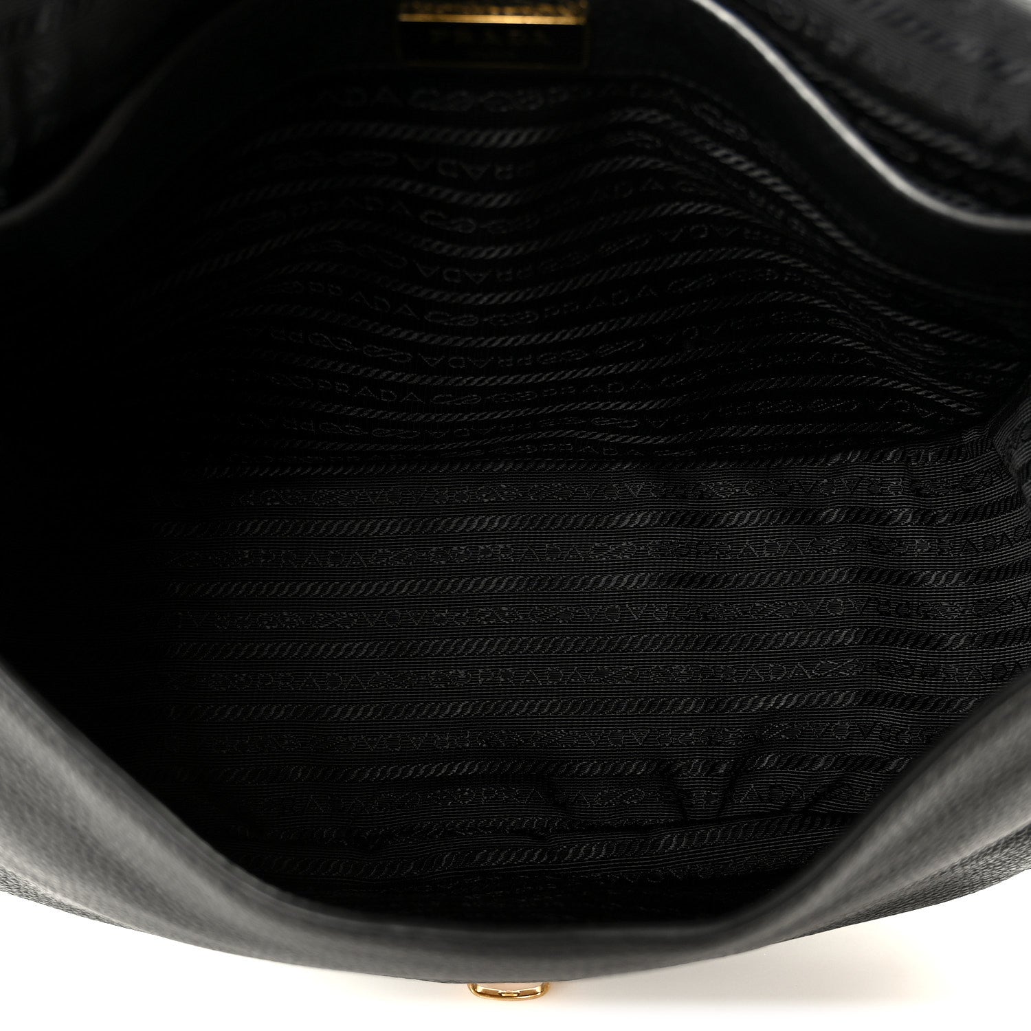Vitello Daino Embossed Logo Flap Shoulder Bag Black