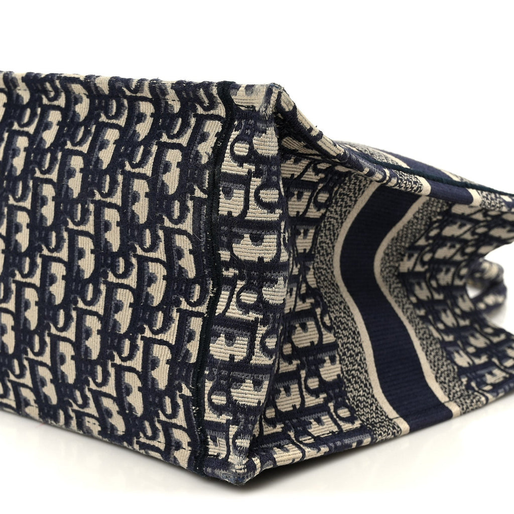 Oblique Medium Book Tote Blue Multicolor