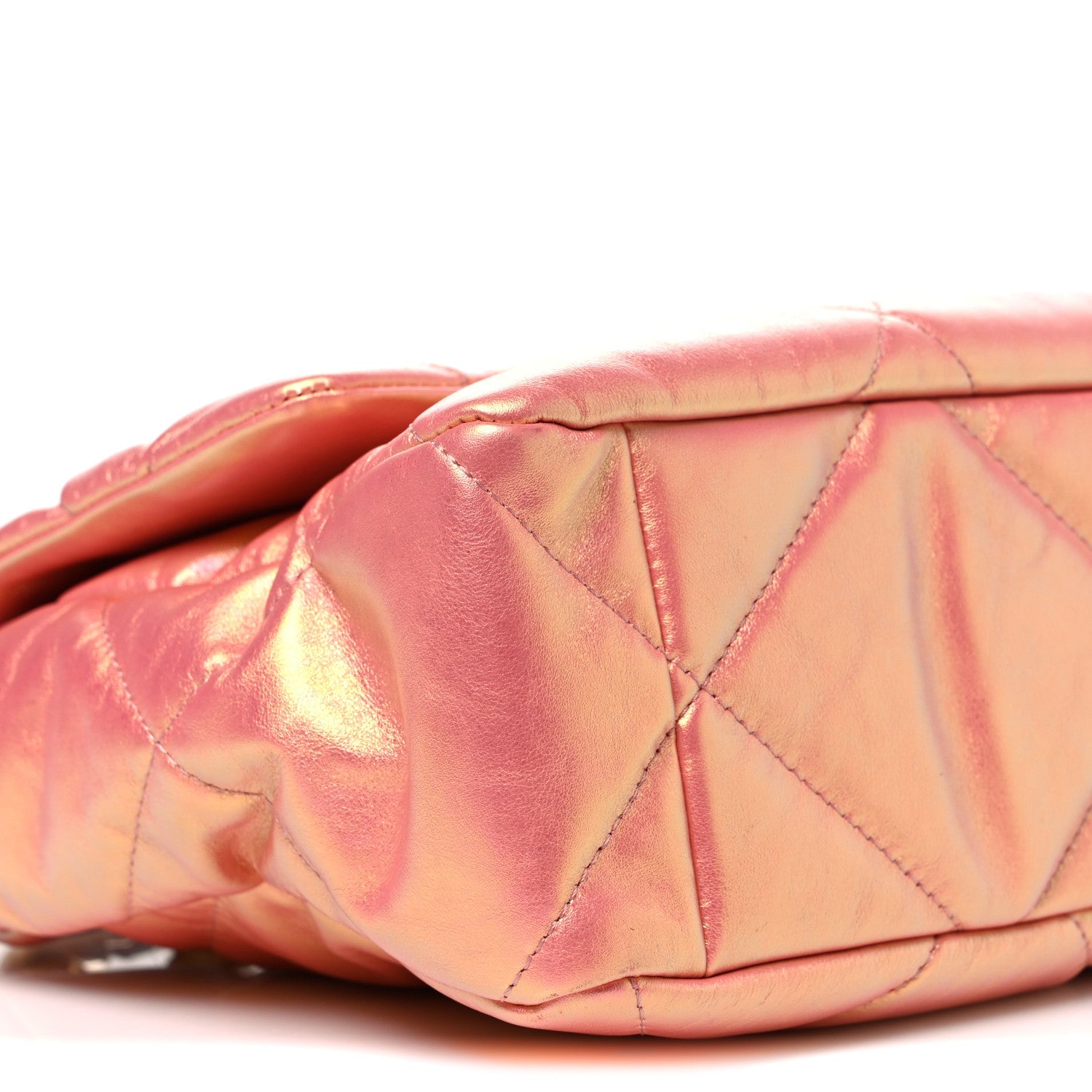 Iridescent Lambskin Quilted Large Chanel 19 Flap Pink