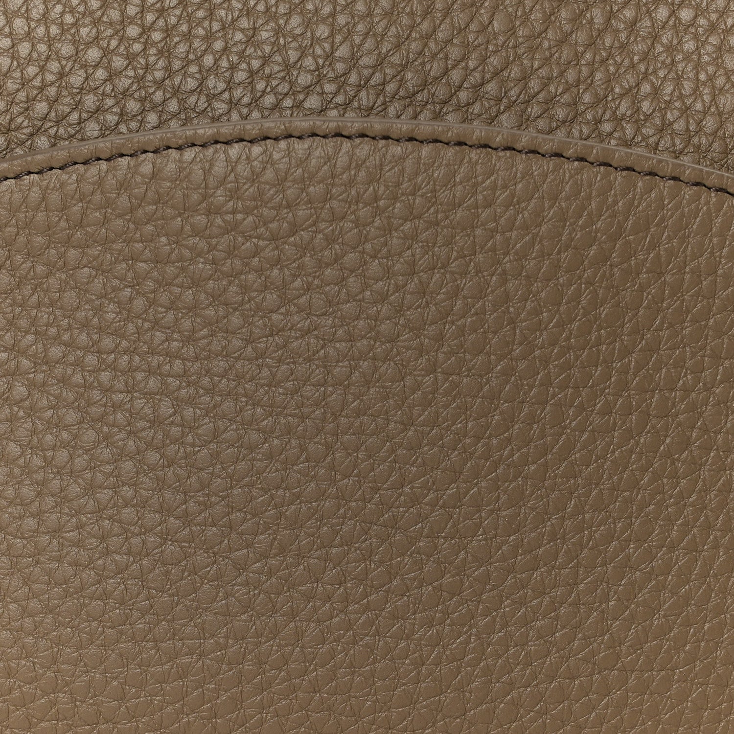 Grained Calfskin Annie E/W Crossbody Bag Smoked Taupe