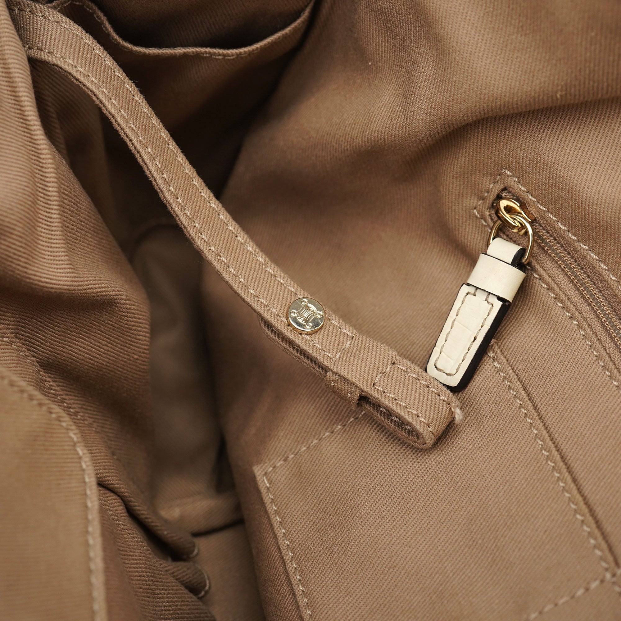 Beige Bittersweet Triomphe Hobo Bag