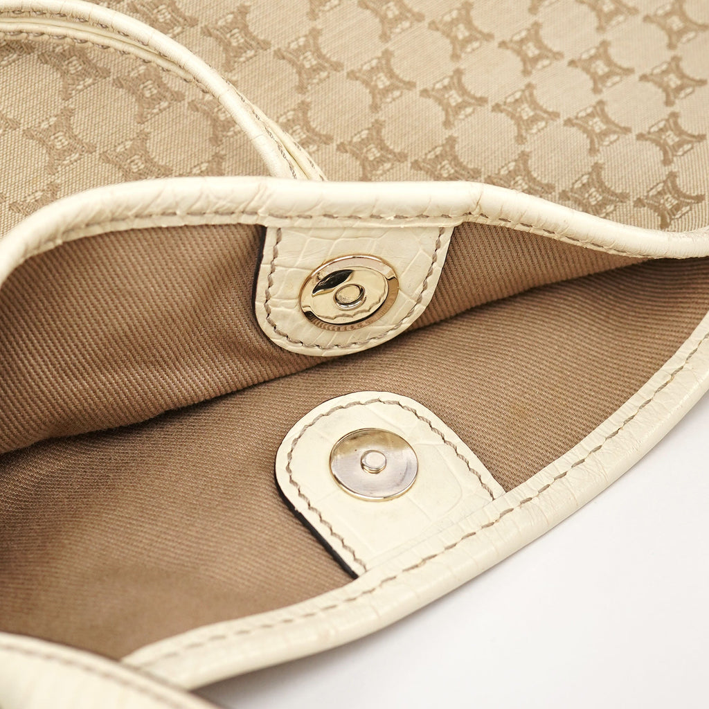 Beige Bittersweet Triomphe Hobo Bag