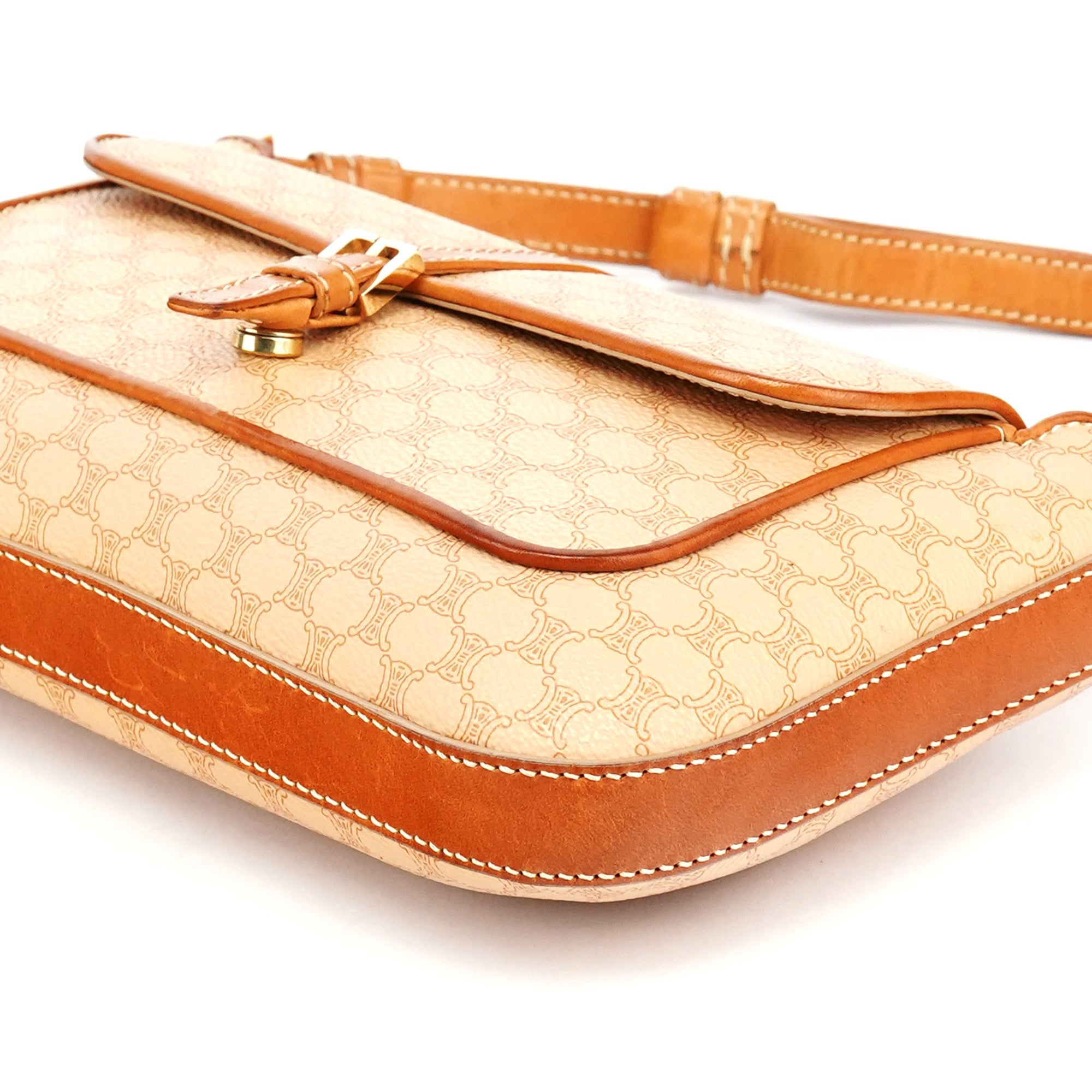 Beige Triomphe Leather Shoulder Bag