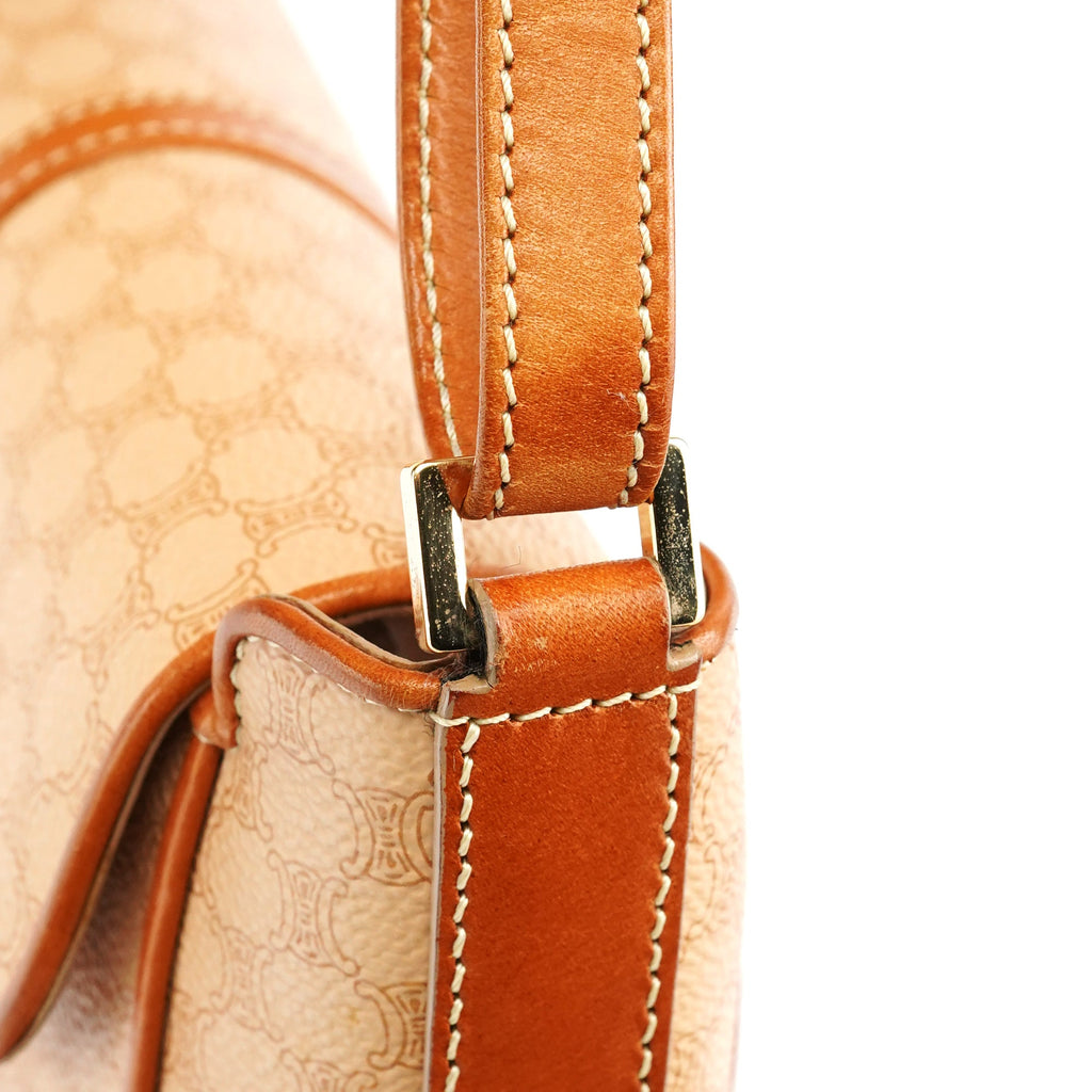 Beige Triomphe Leather Shoulder Bag