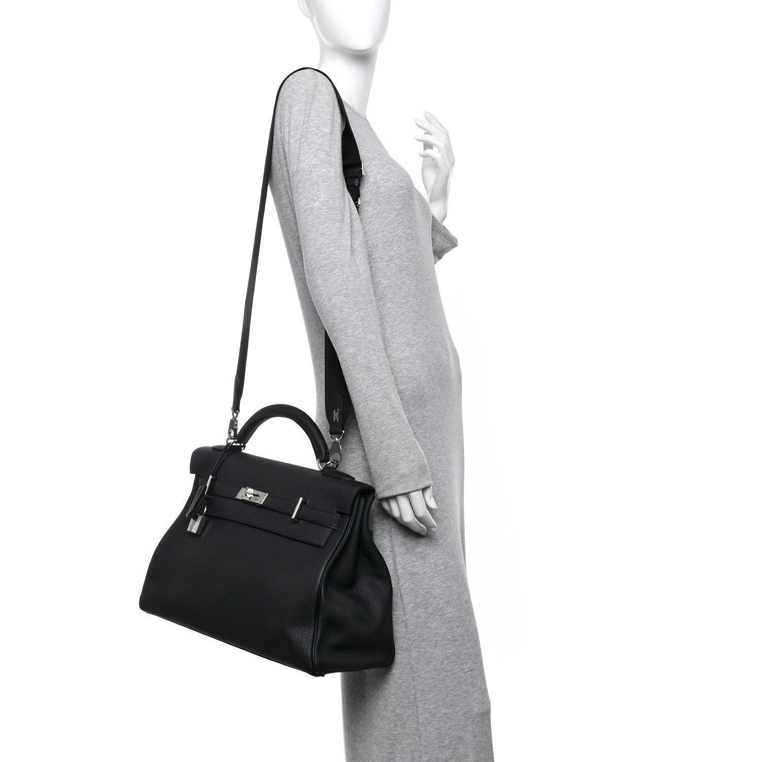 Togo Maxi Kelly Retourne 42 Black