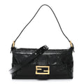 Vitello Naplak Medium Convertible Baguette Black