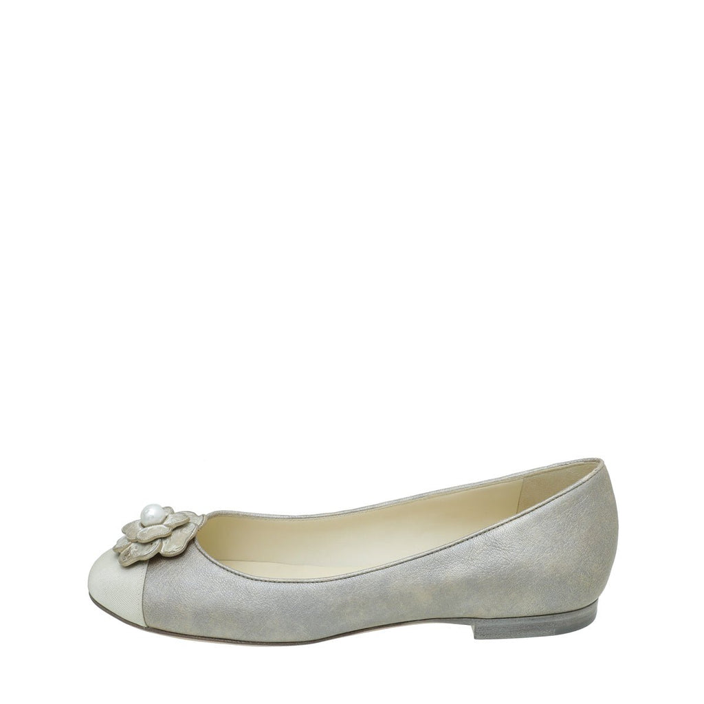 Chanel Beige Camellia Pearl Ballet Flats 37.5