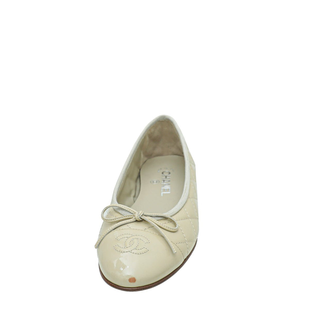 Chanel Beige CC Cap Toe Quilted Flat Ballerina 38