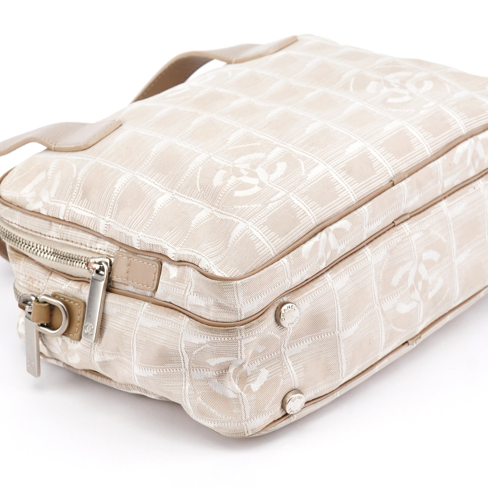 Beige Nylon Leather Quilted 2-Way Bag