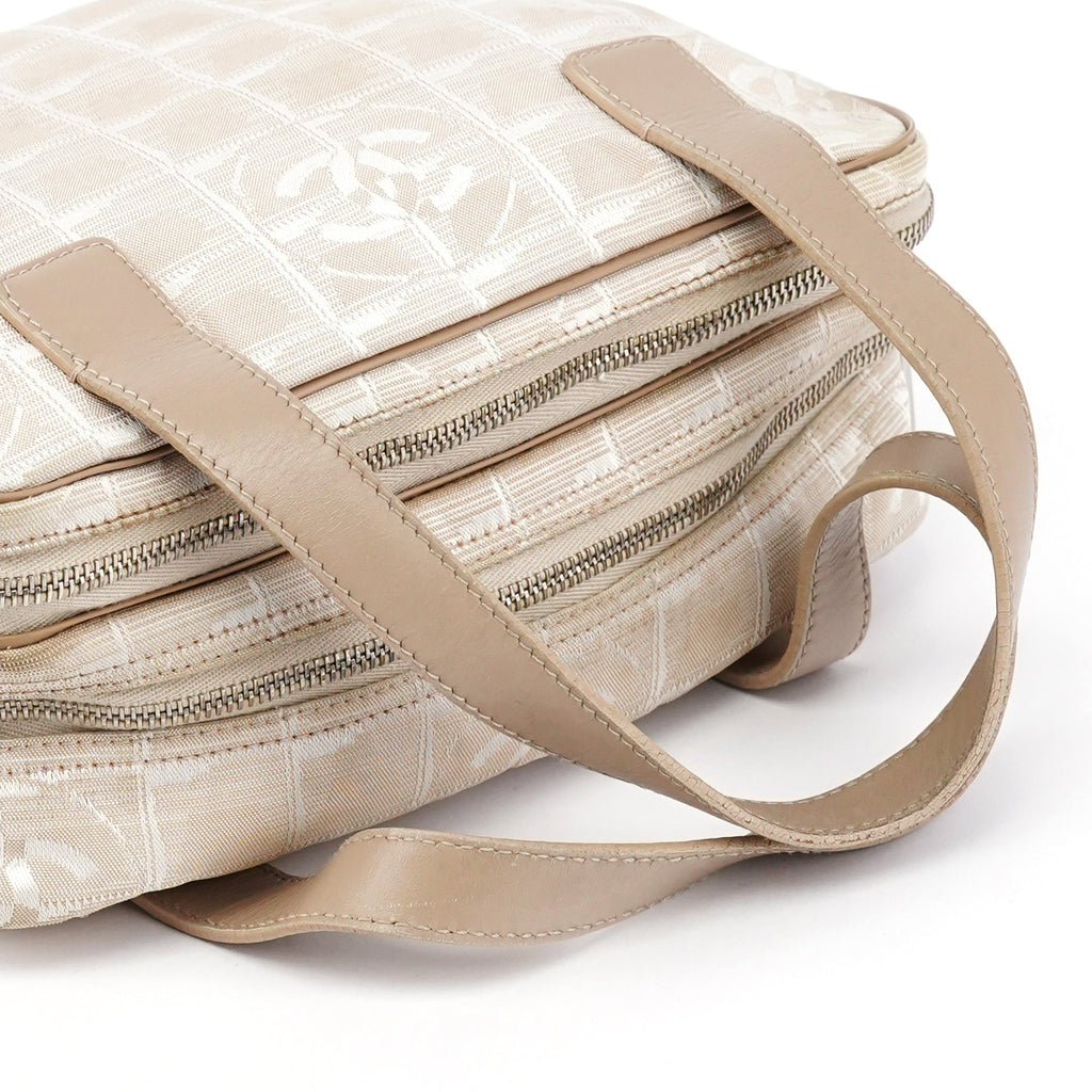 Beige Nylon Leather Quilted 2-Way Bag