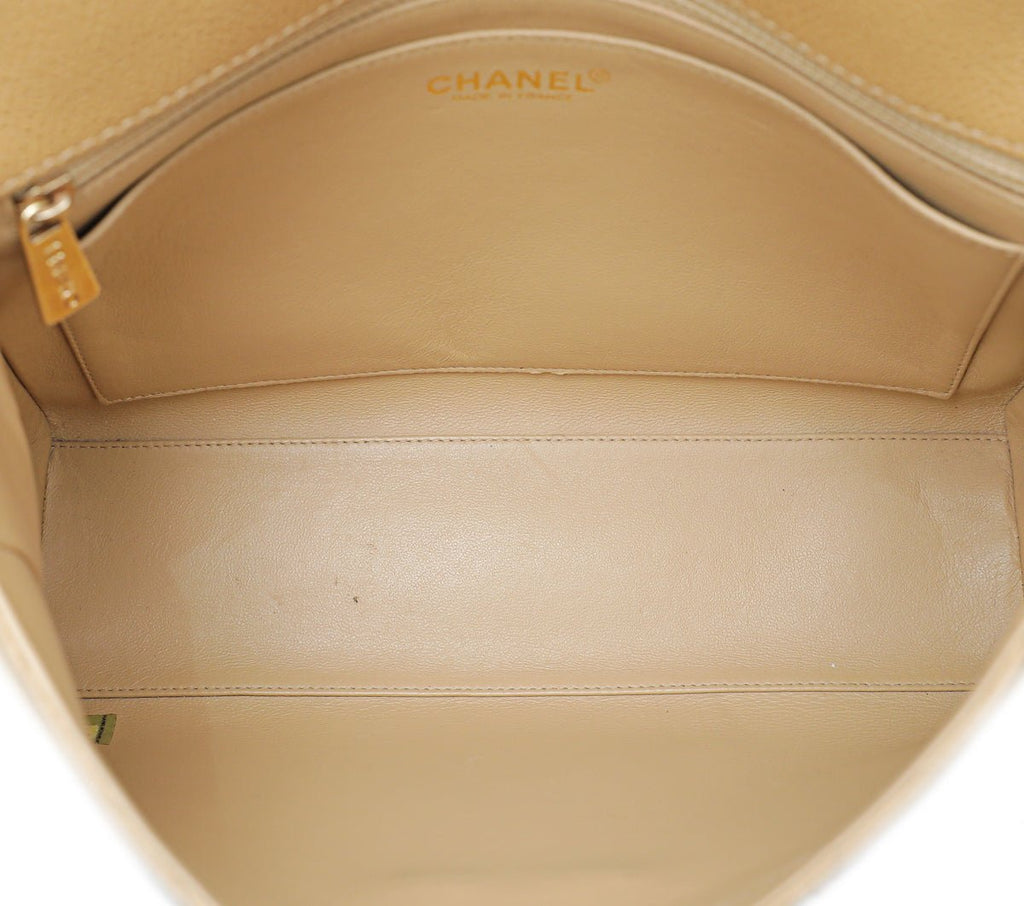 Chanel Beige Vintage Shoulder Bag