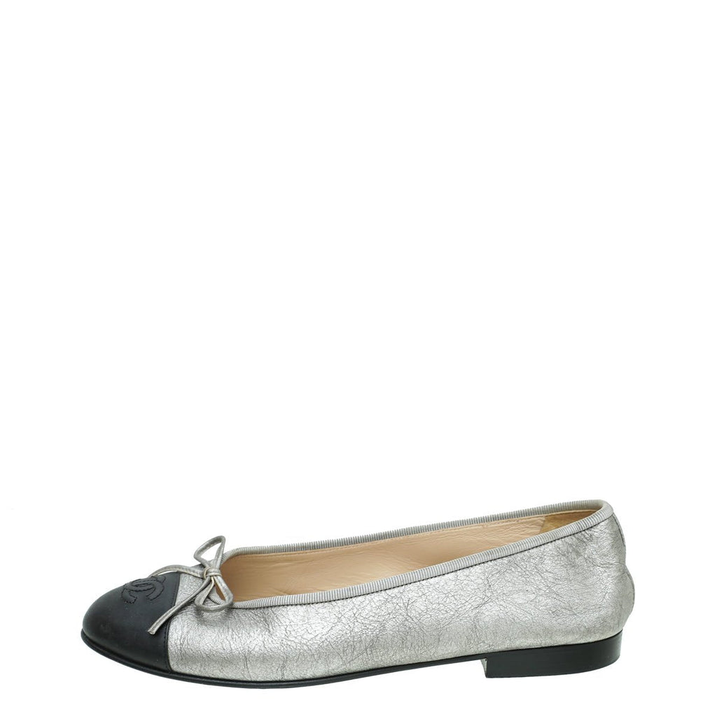 Chanel Bicolor CC Cap Toe Ballet Flats 38