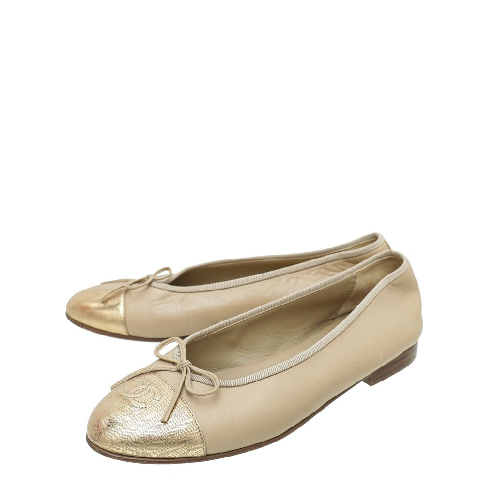 Chanel Bicolor CC Cap Toe Ballet Flats 38