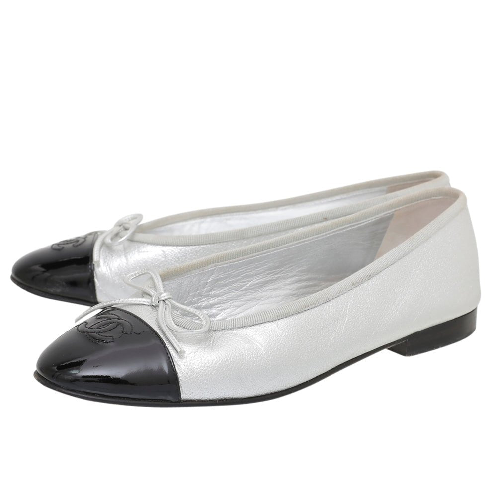 Chanel Bicolor CC Cap Toe Flat Ballerina 38