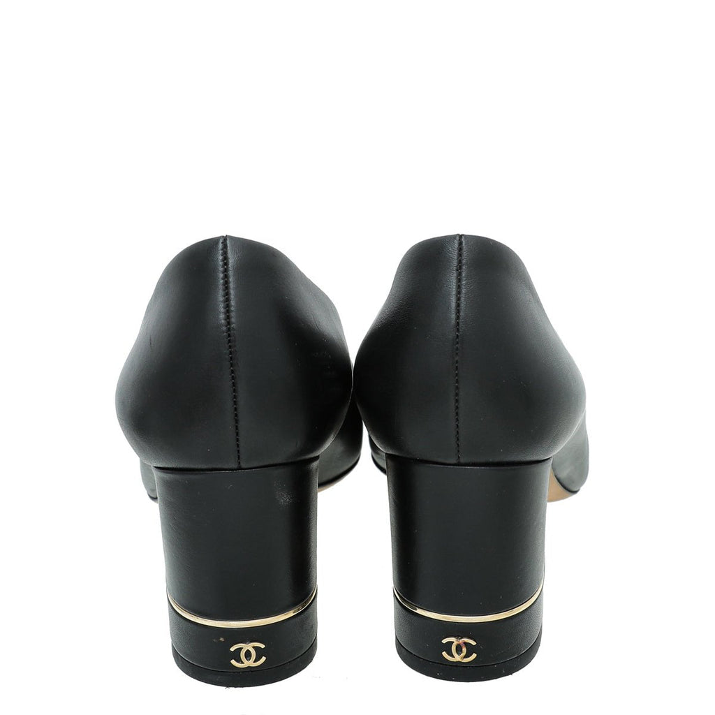 Chanel Bicolor CC Cap Toe Pump 38.5