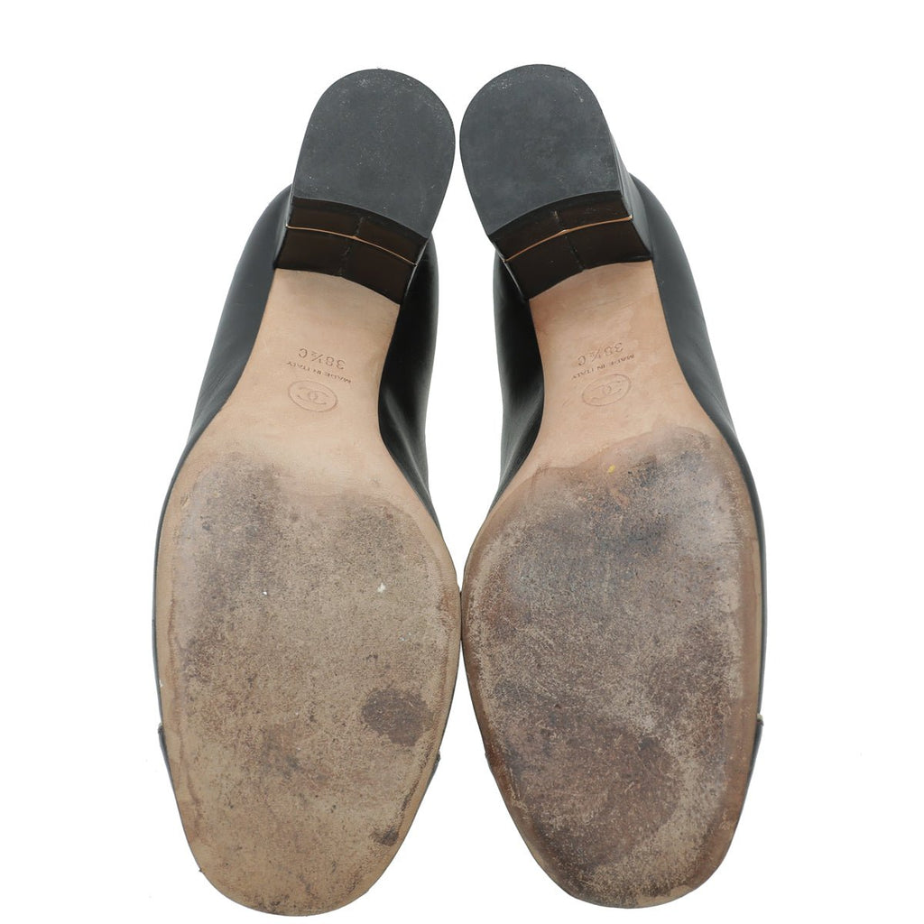 Chanel Bicolor CC Cap Toe Pump 38.5