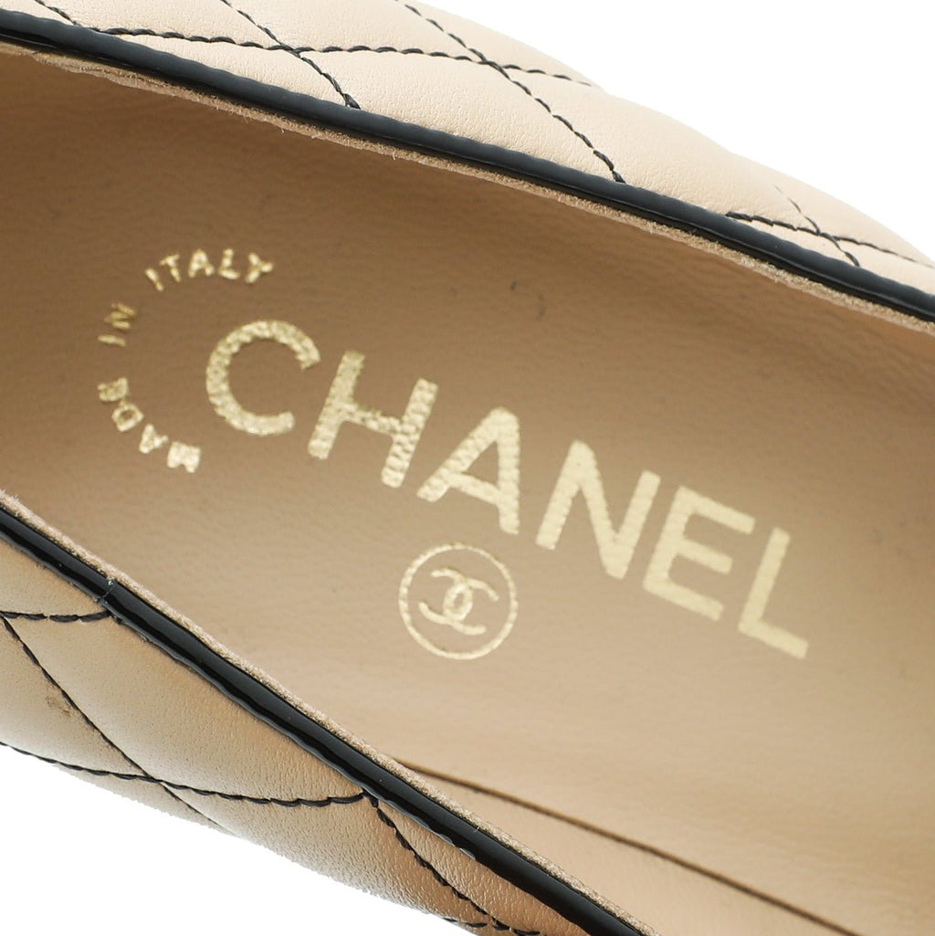 Chanel Bicolor CC Cap Toe Quilted Pump 39