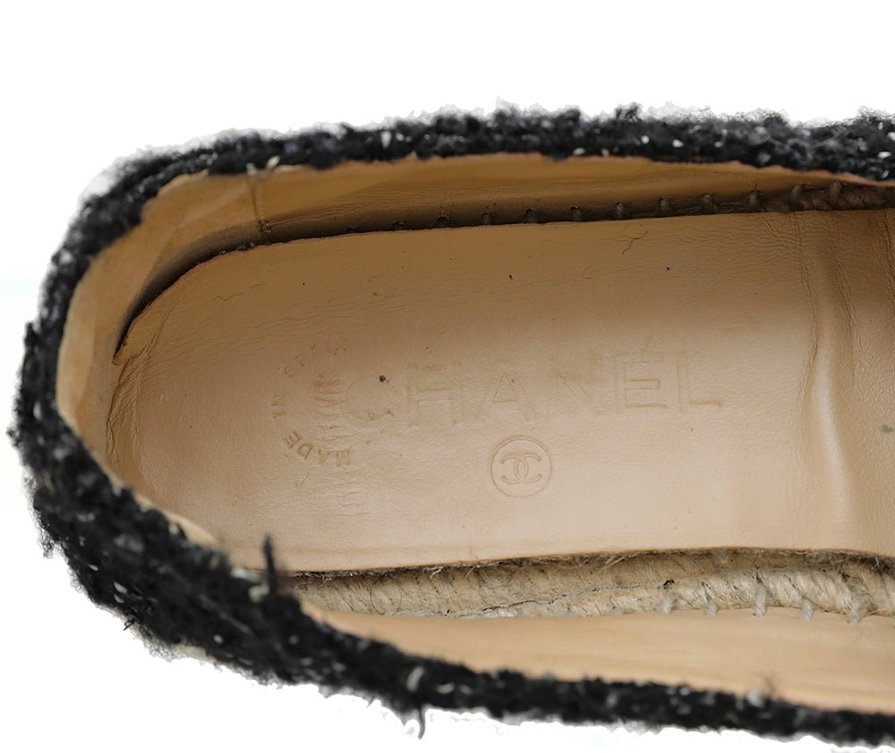 Chanel Bicolor CC Cap Toe Tweed Espadrille 39