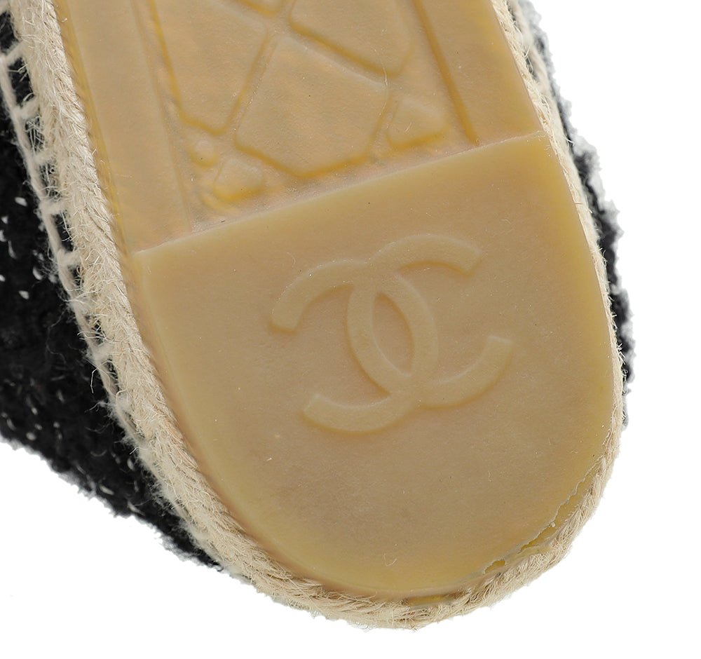 Chanel Bicolor CC Cap Toe Tweed Espadrille 39