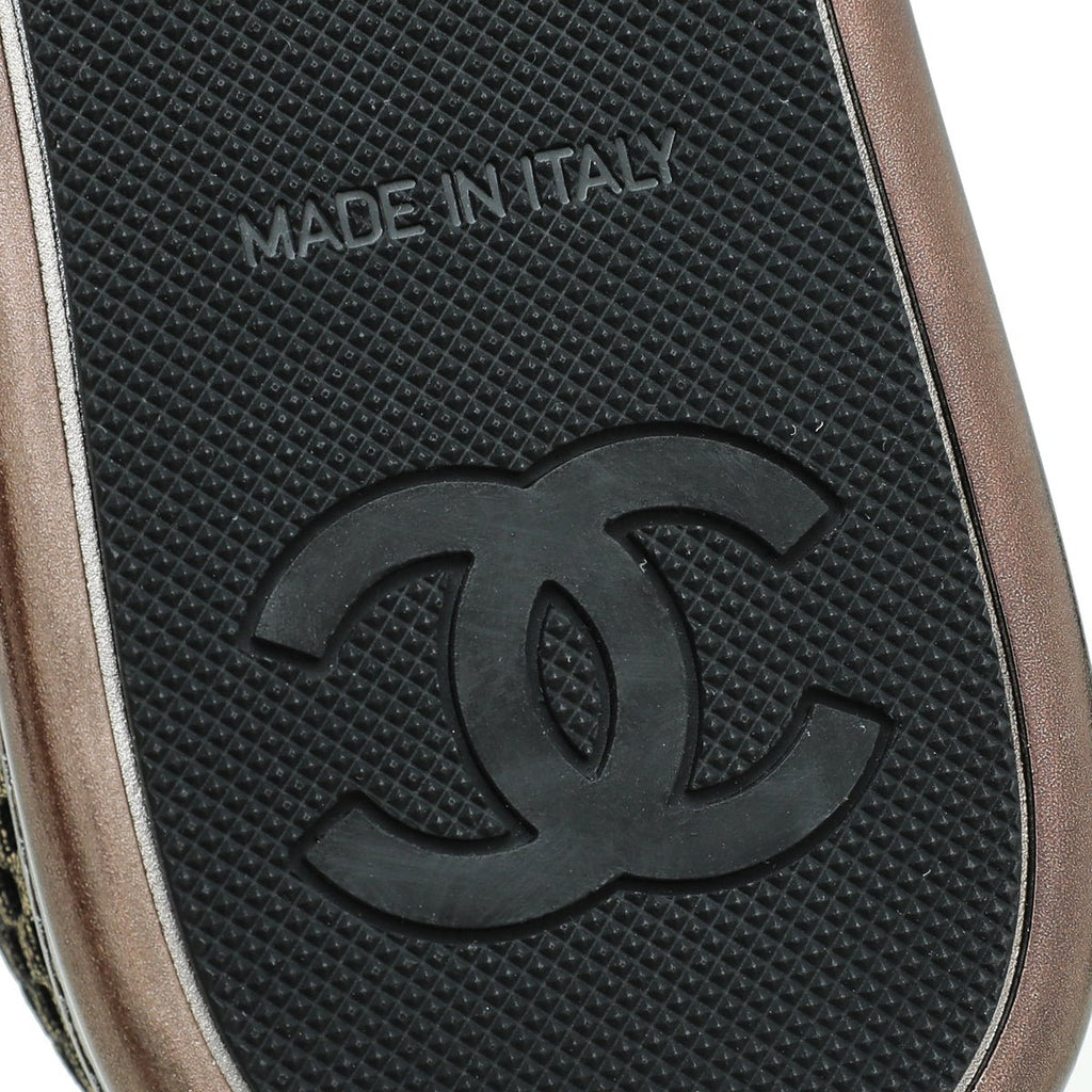 Chanel Bicolor CC Low Top Sneakers 37.5